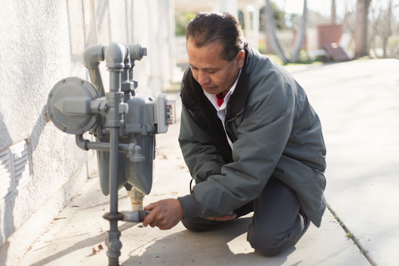 Gas meter maintenance repairing a meter for gas